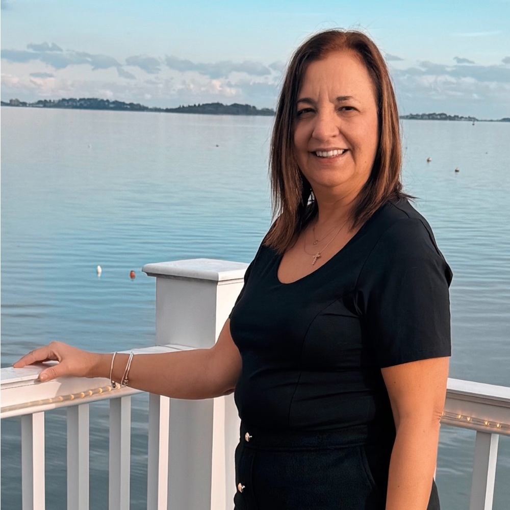 Meet your Posher, Despina